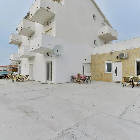 Lavanda Apartament Turanj
