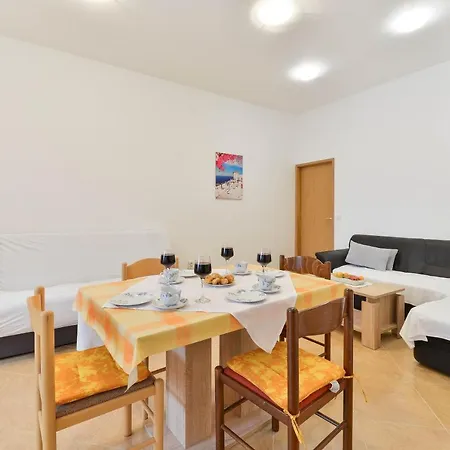 Apartament Lavanda *